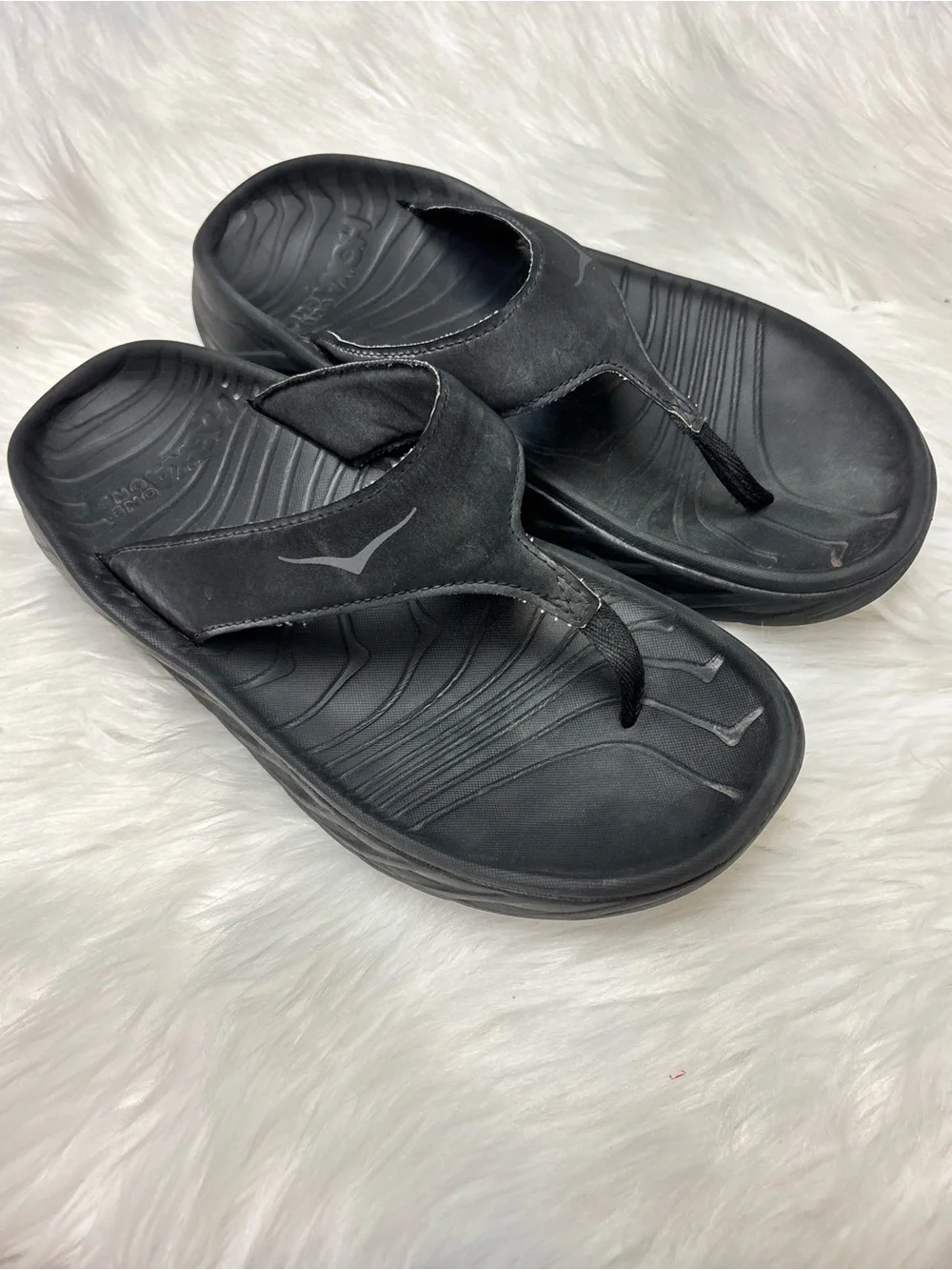 * | HOKA | ORA Recovery Flip. Size M-7, W, 9.